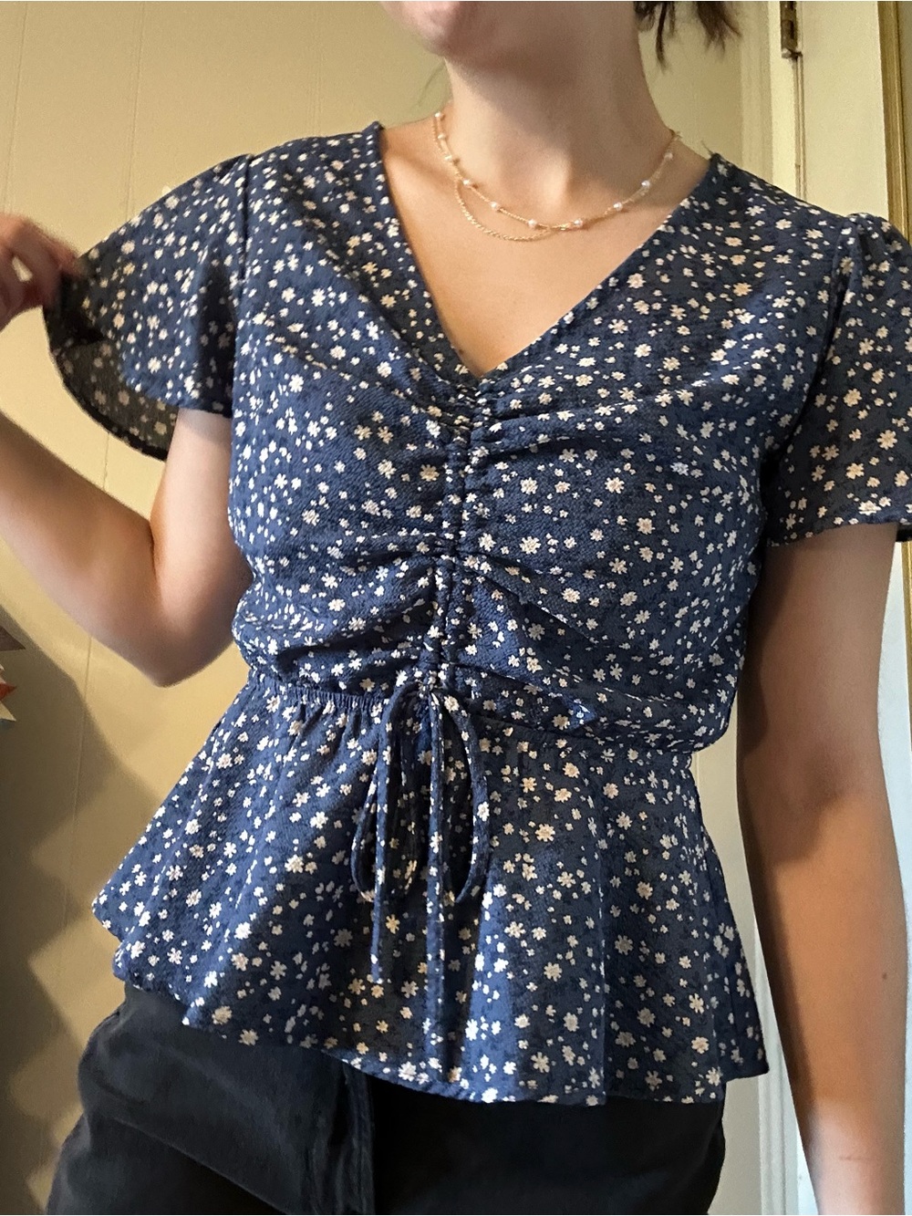 Monteau Small Blue Floral Ruched Tie-Front Peplum Blouse